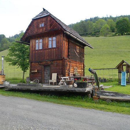 Huettenferien Koeberlhof Sankt Georgen ob Murau Exterior photo